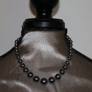 Metallic Dark Gray Faux Pearl Vintage Necklace